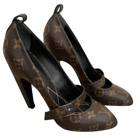 louis vuitton oxford pump|Louis Vuitton heel pumps.